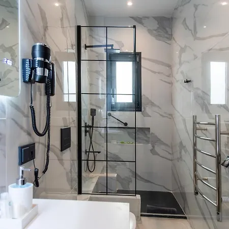 Boutique By Hills Adults Only 4*