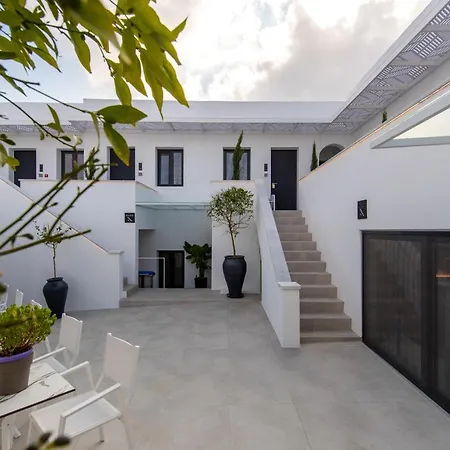 Boutique By Hills Adults Only