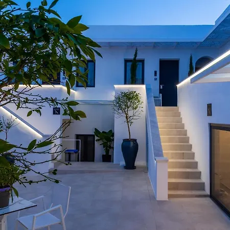 Central Boutique By Hills Adults Only 4*