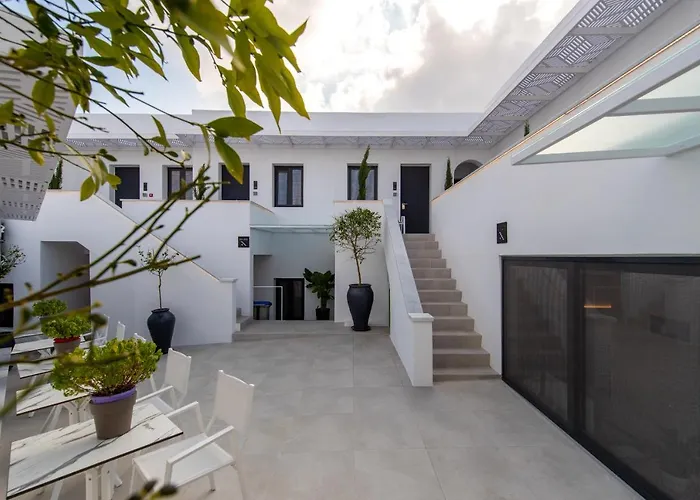 Boutique By Hills Adults Only