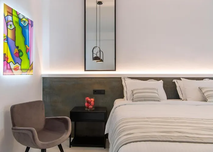 Boutique By Hills Adults Only 4*